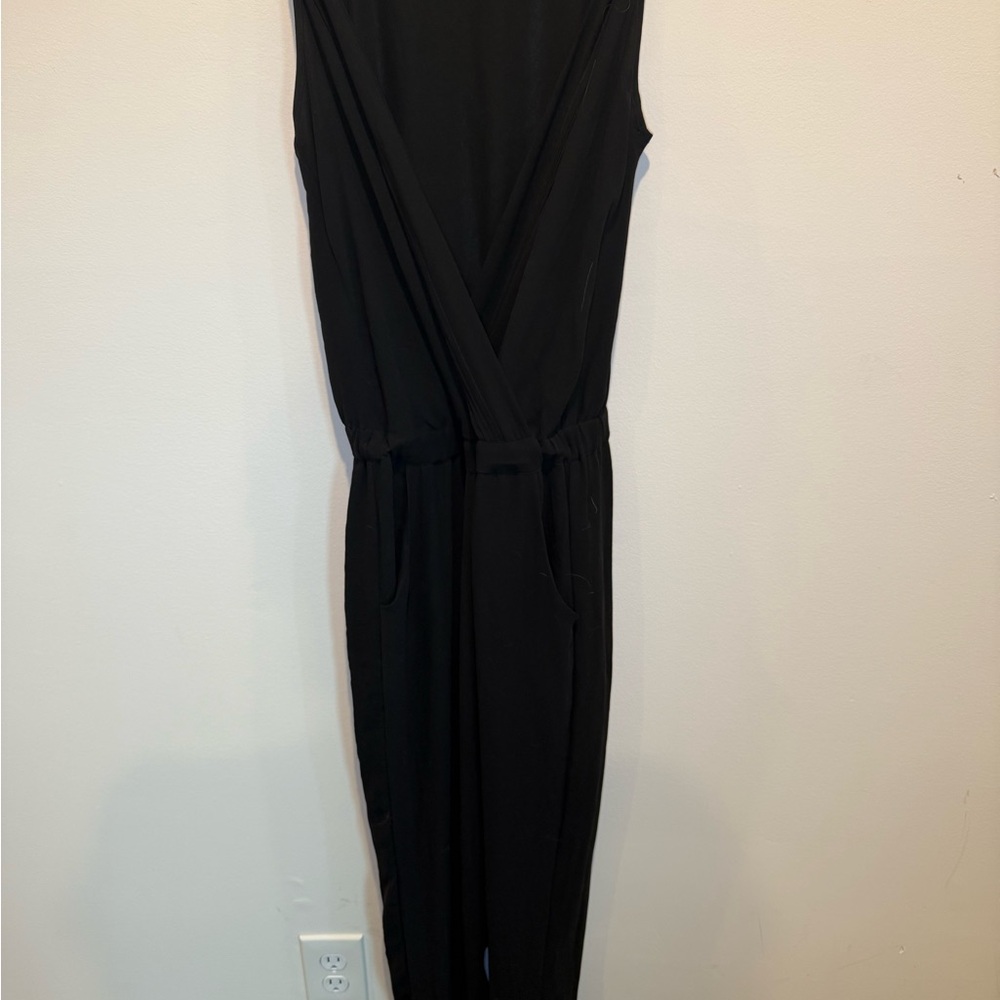 Lulu’s Sleeveless Black Jumpsuit